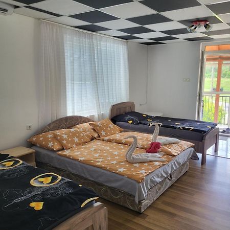 Napsugar Vendeghaz Tiszaujvaros Exterior foto