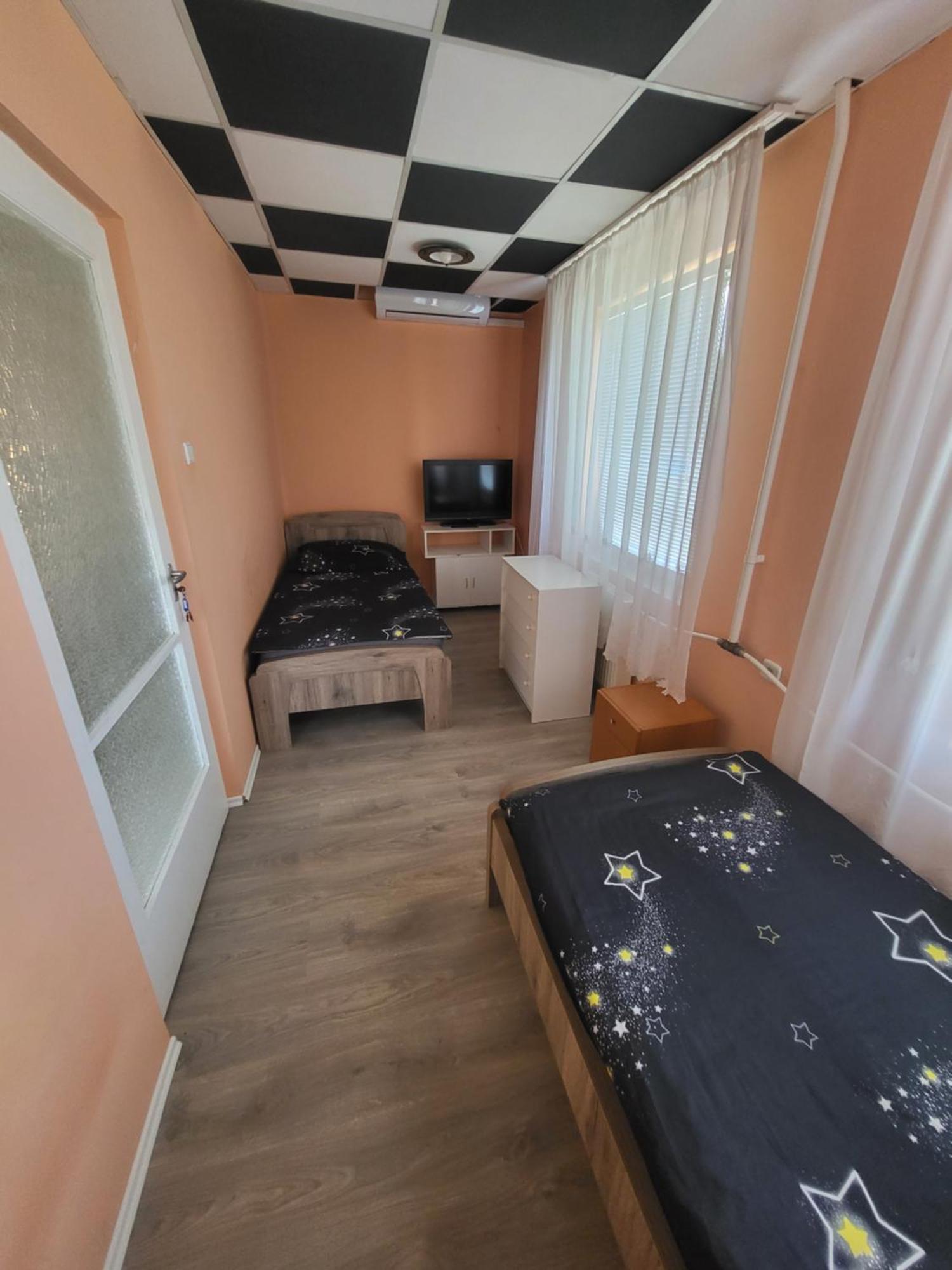 Napsugar Vendeghaz Tiszaujvaros Quarto foto